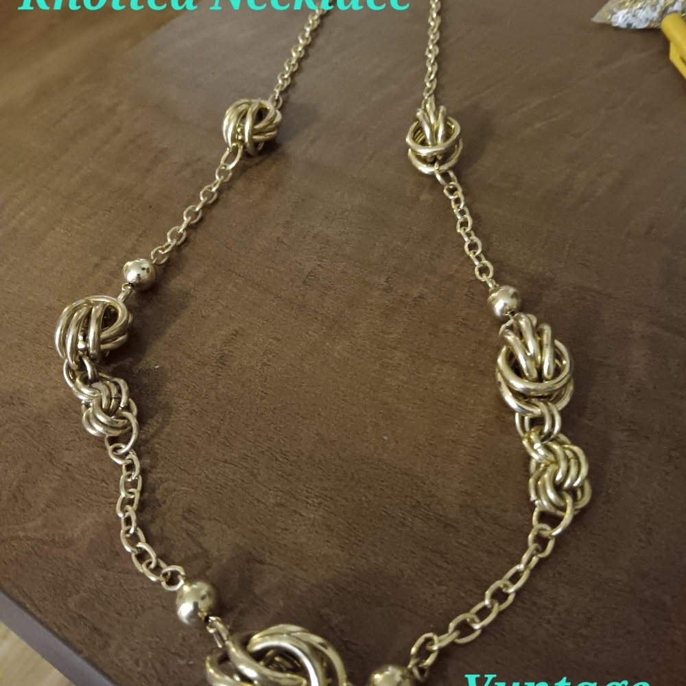 Vintage Yellow Gold Plunder Necklace